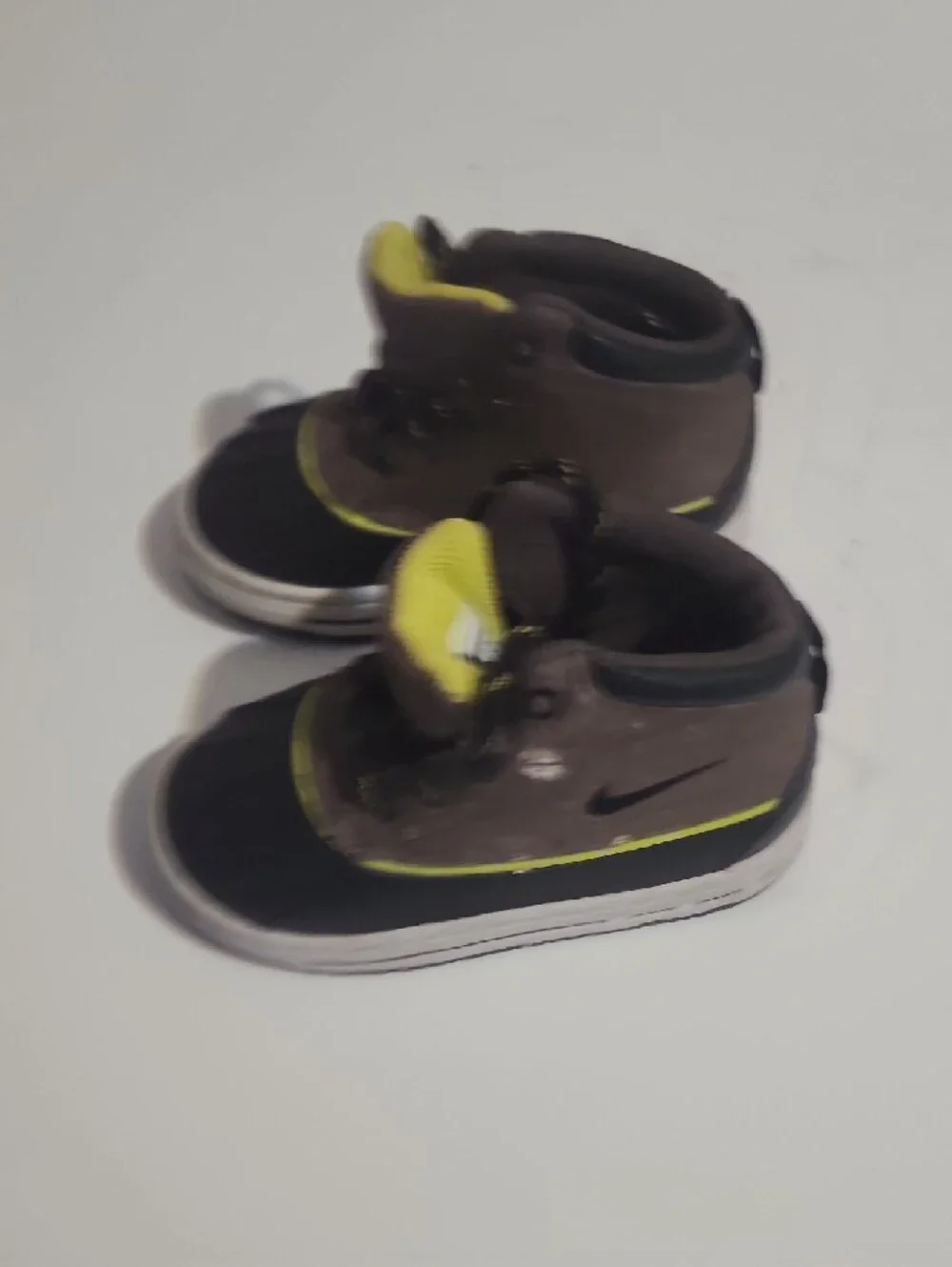 Nike Kids Black and Yellow Lace-Up Boots